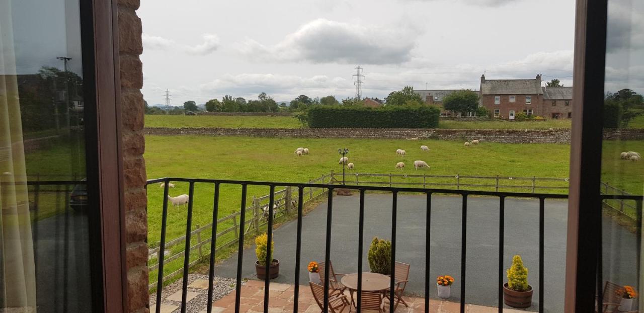 The Ginney Country Guest House Penrith Exteriör bild